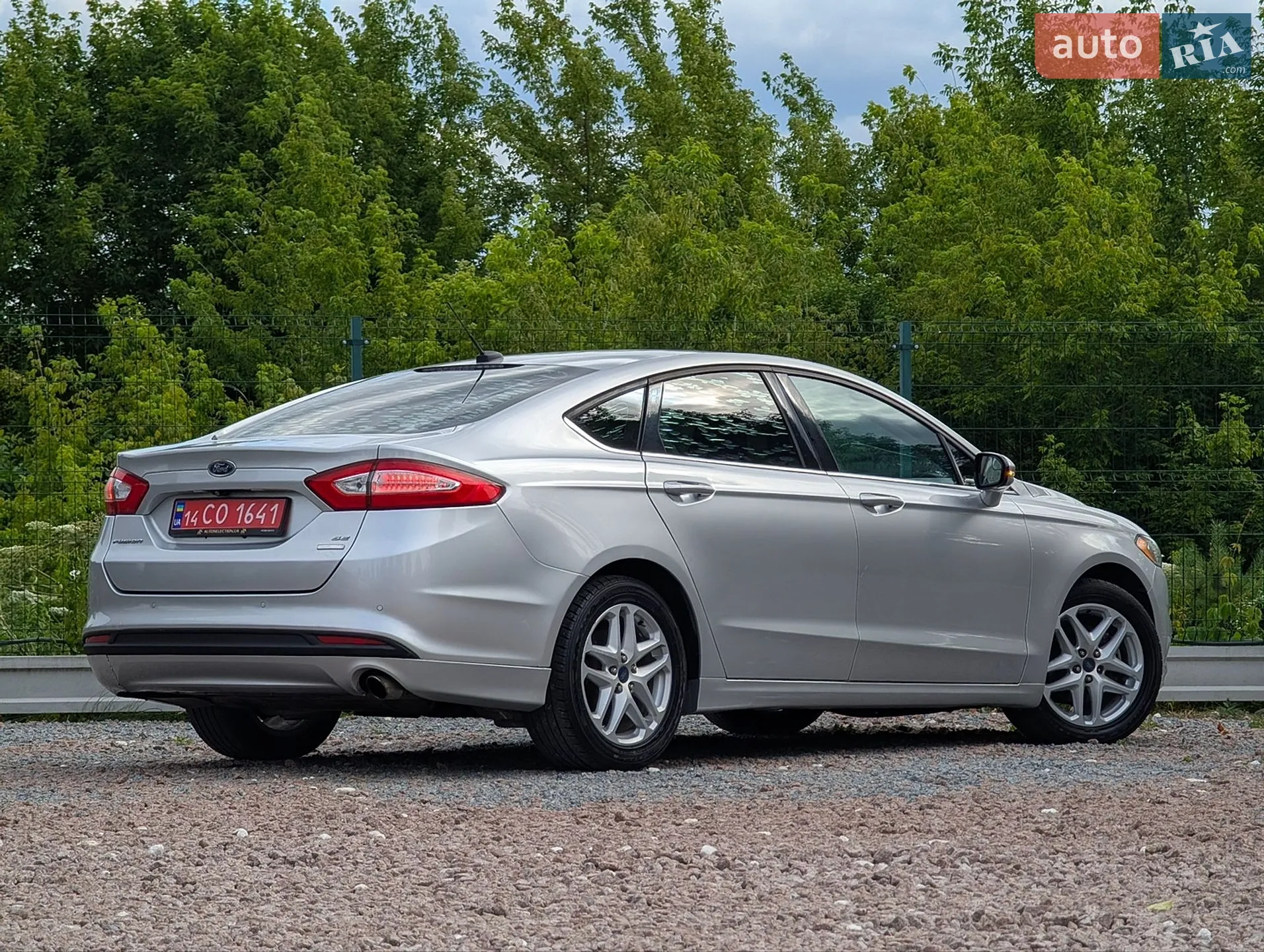 2016 Ford Fusion - мініатюра 15