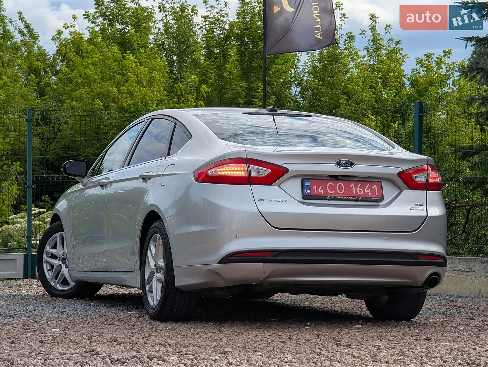2016 Ford Fusion - мініатюра 23