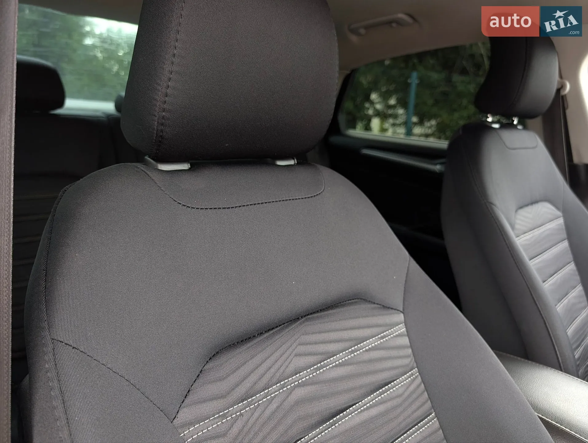 2016 Ford Fusion - мініатюра 33