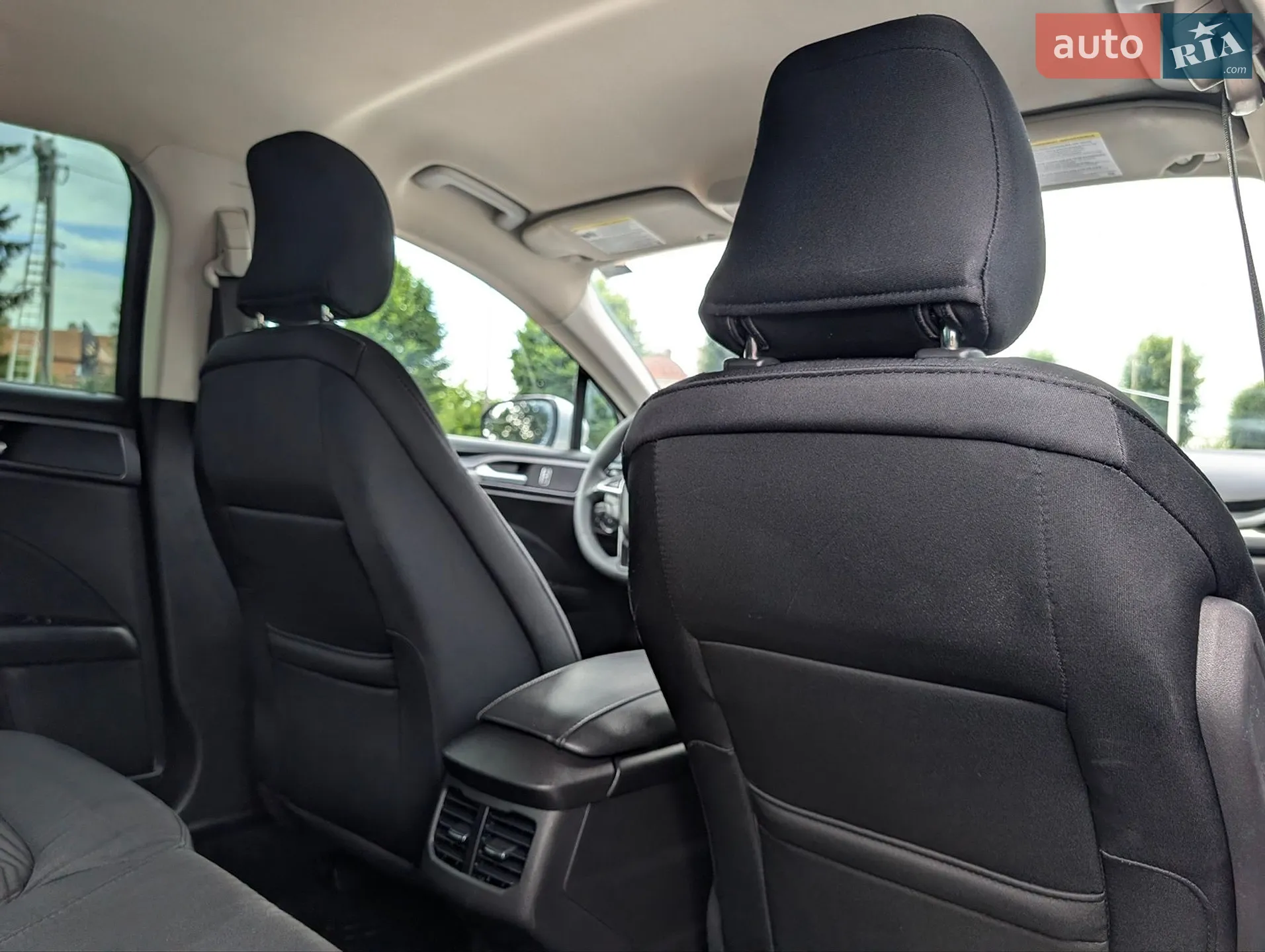 2016 Ford Fusion - мініатюра 36