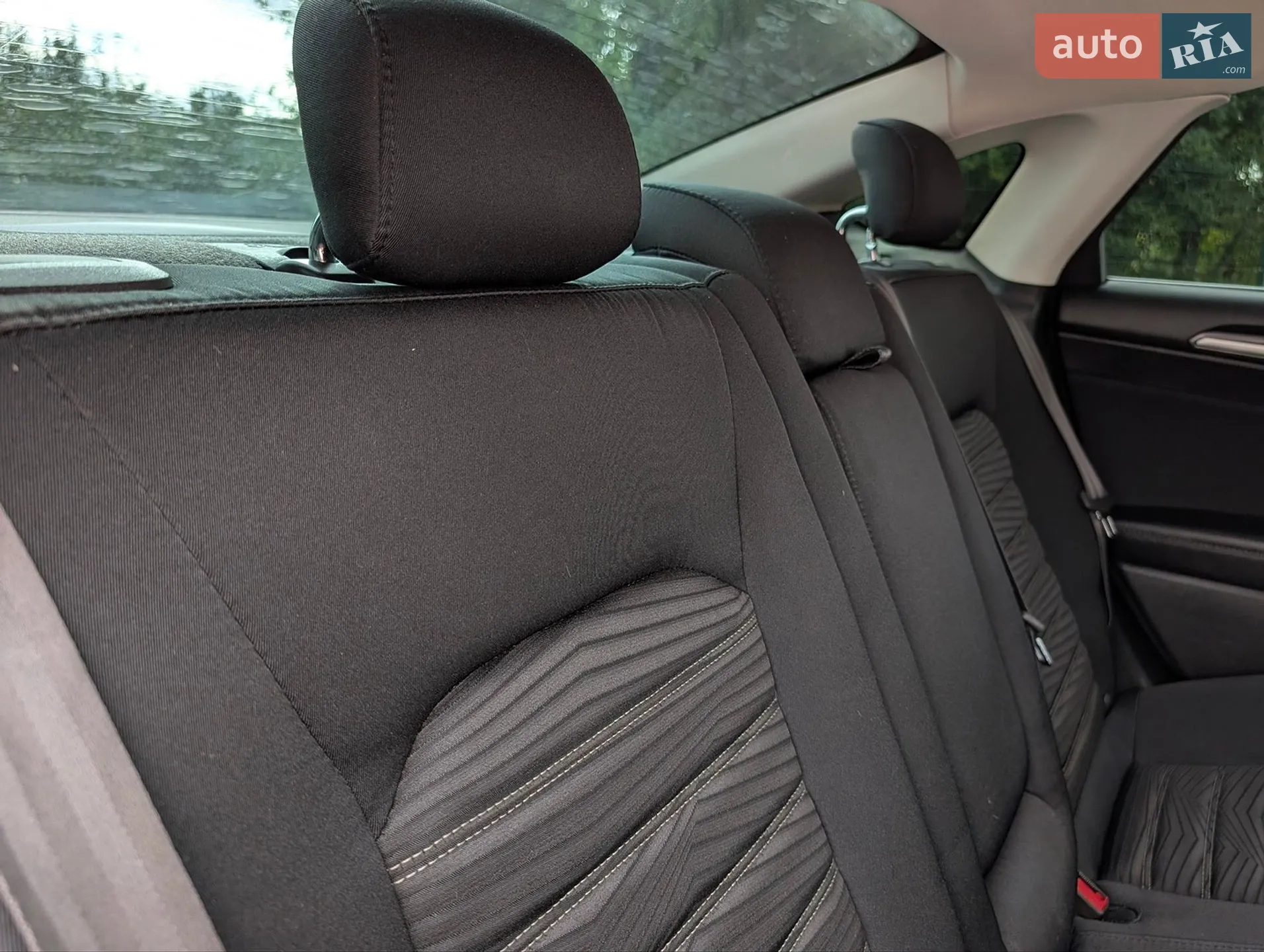 2016 Ford Fusion - мініатюра 40
