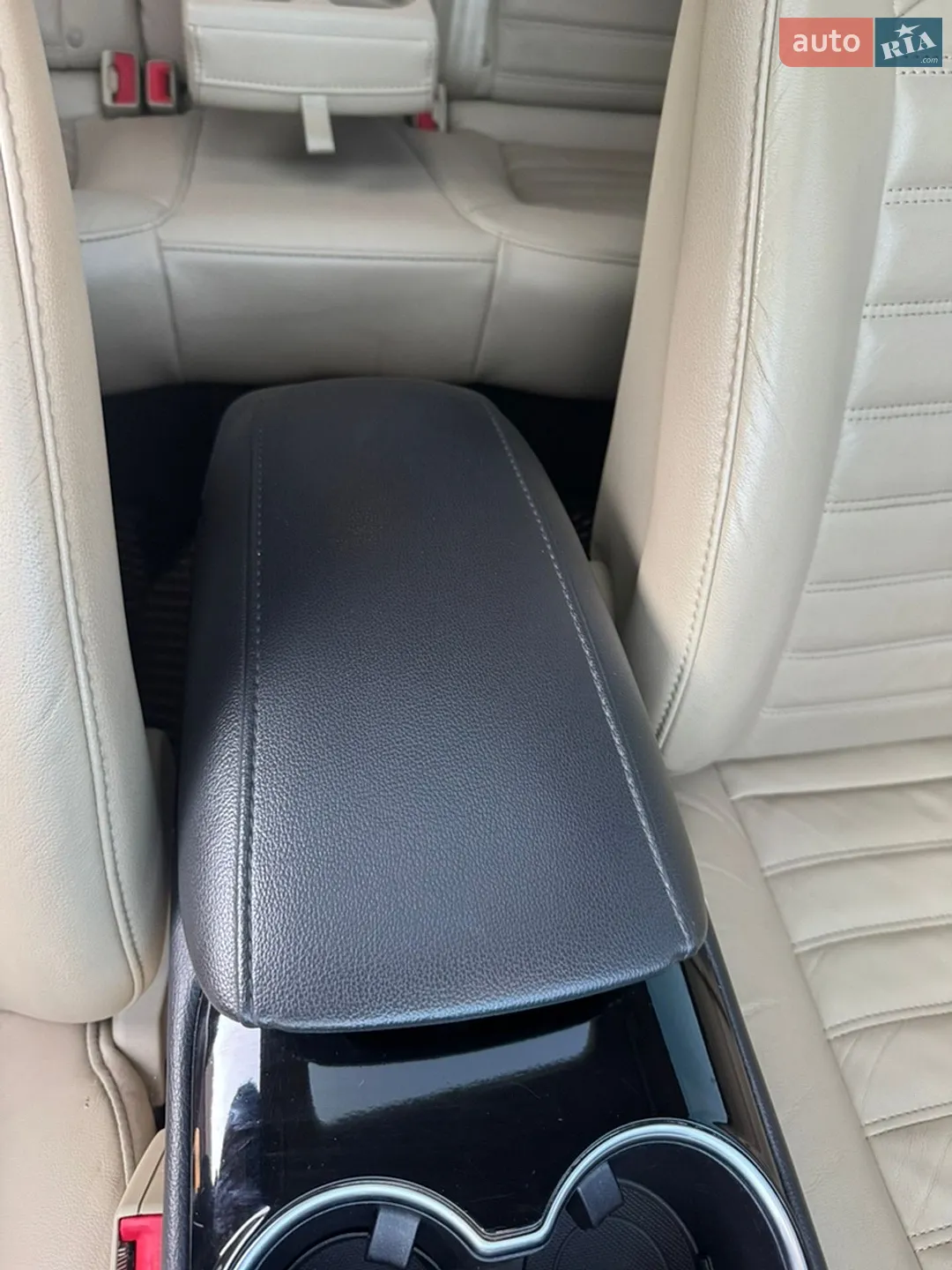 2016 Ford Fusion - мініатюра 25
