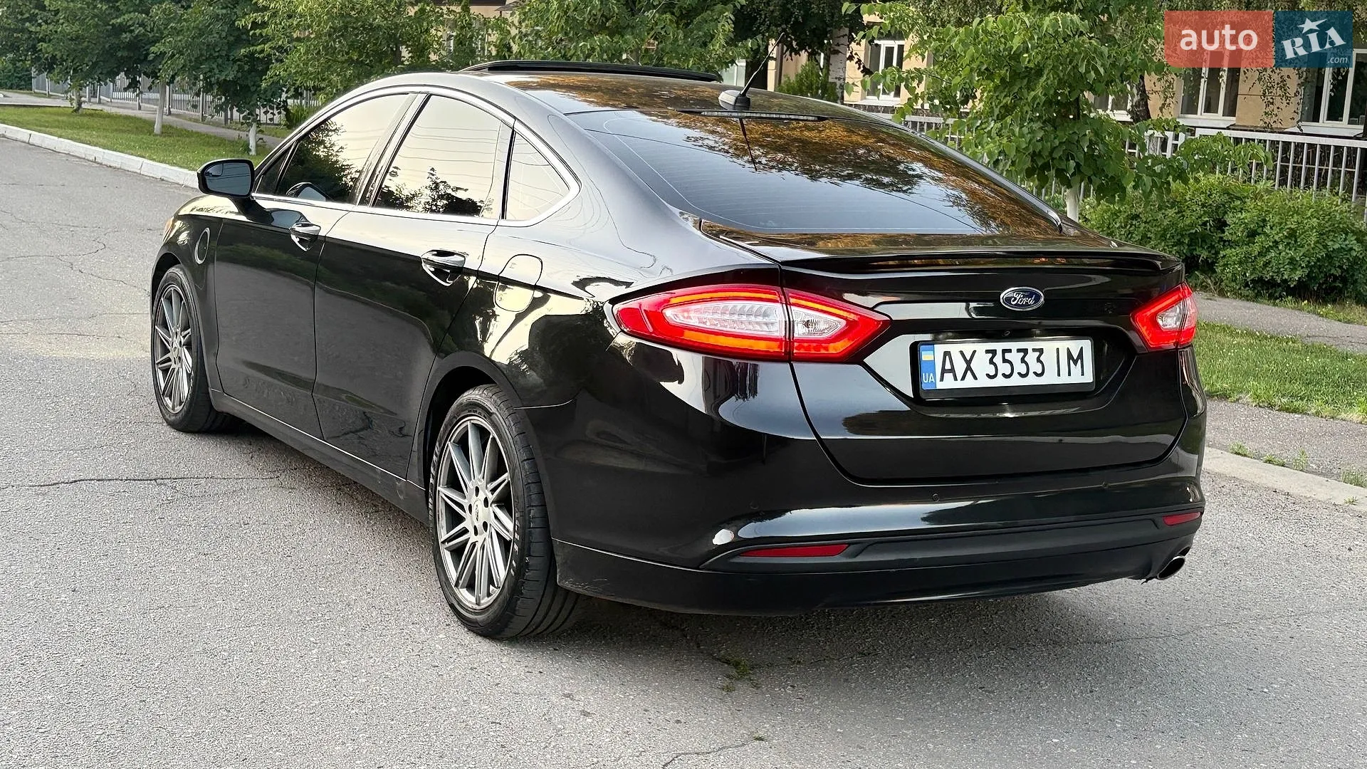 2013 Ford Fusion - мініатюра 11