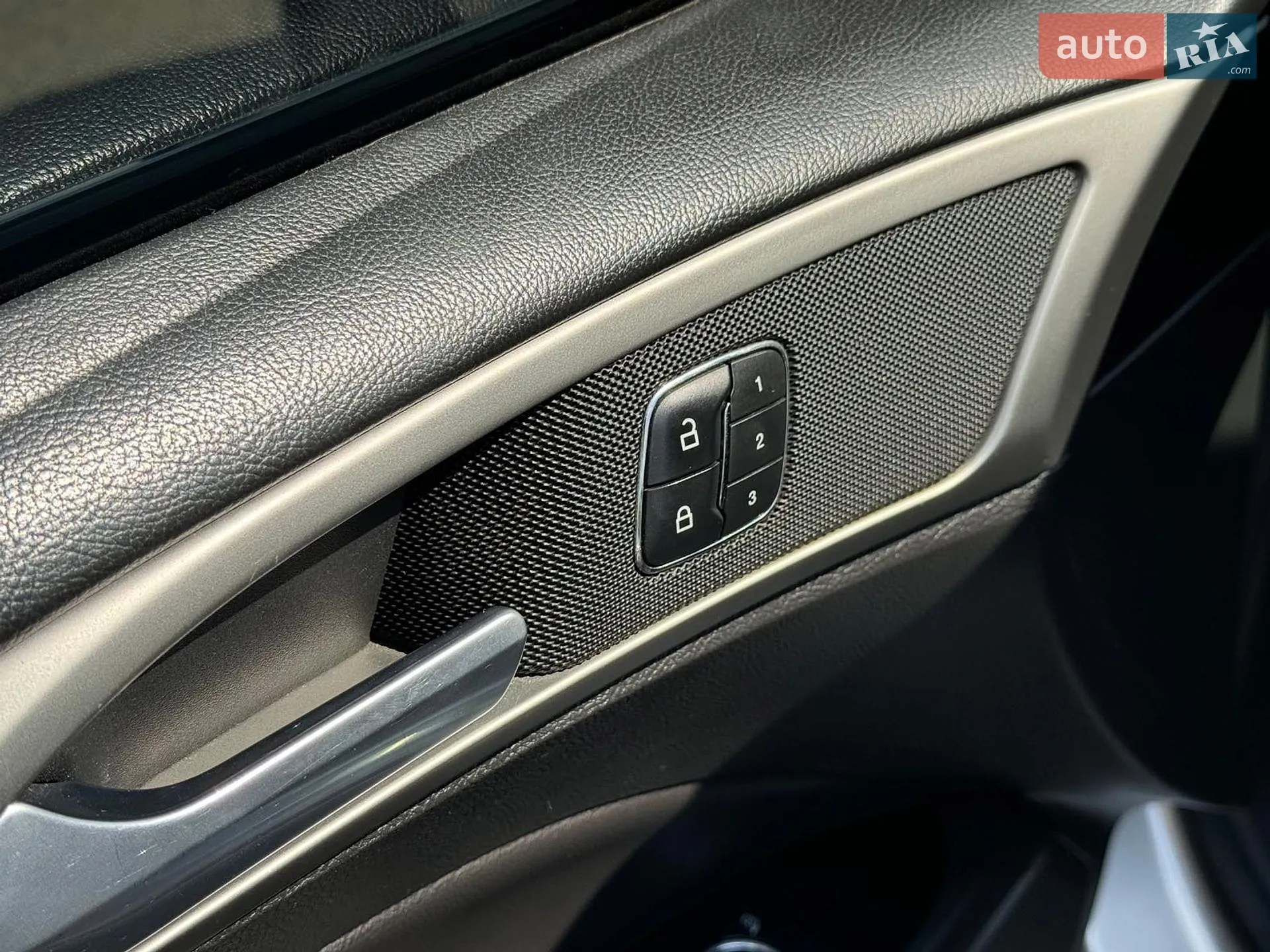 2012 Ford Fusion - мініатюра 15