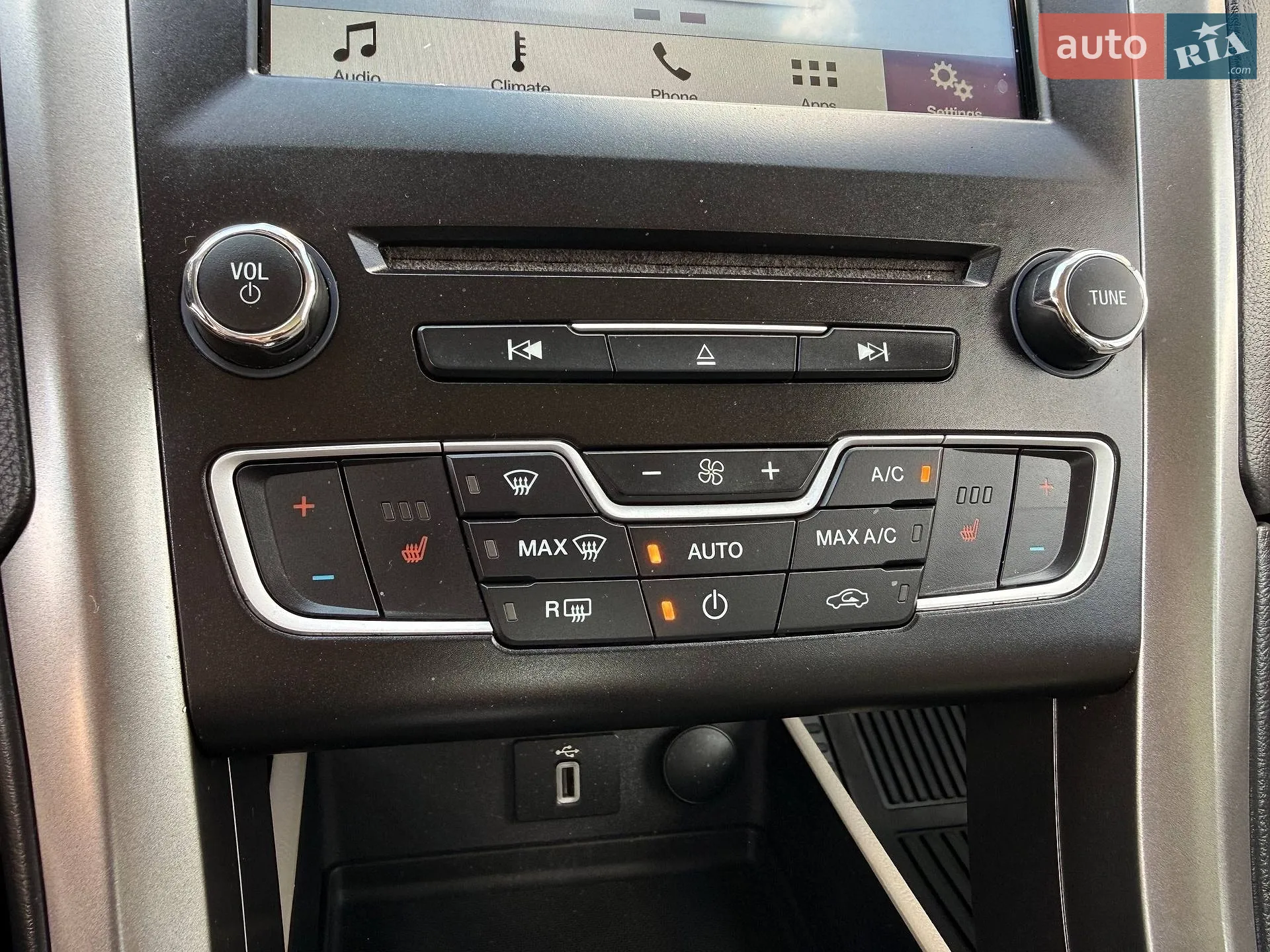 2016 Ford Fusion - мініатюра 15
