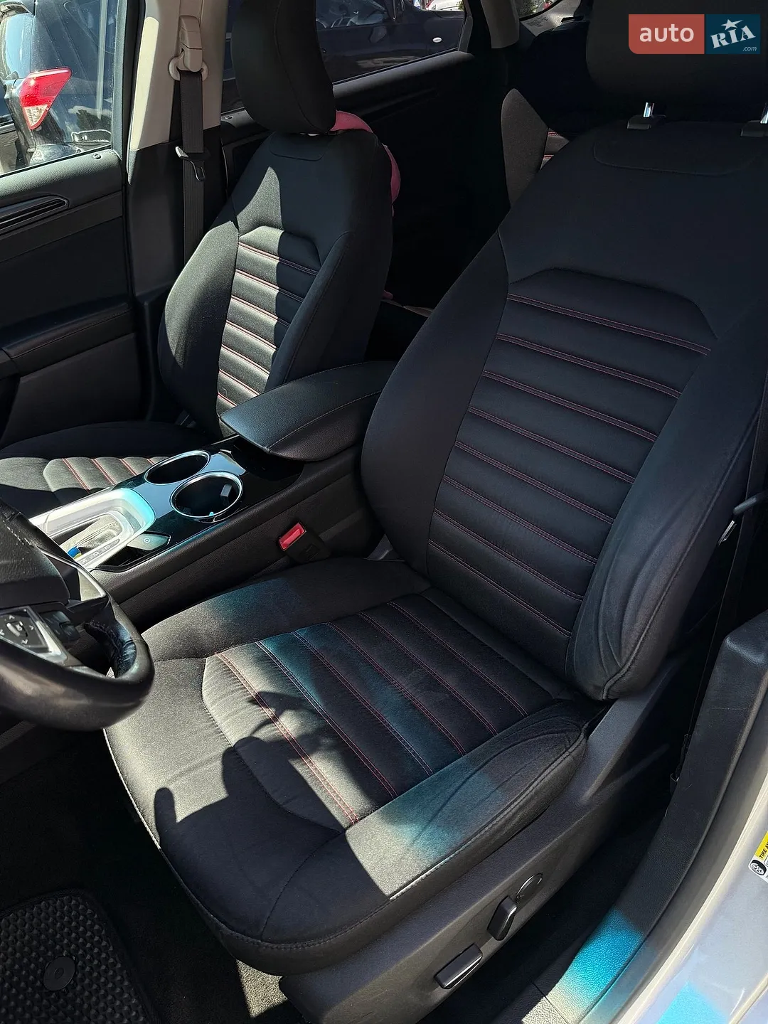 2013 Ford Fusion - мініатюра 23