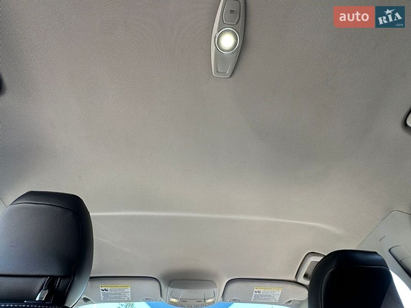 Седан Ford Fusion 2013 в Ровно