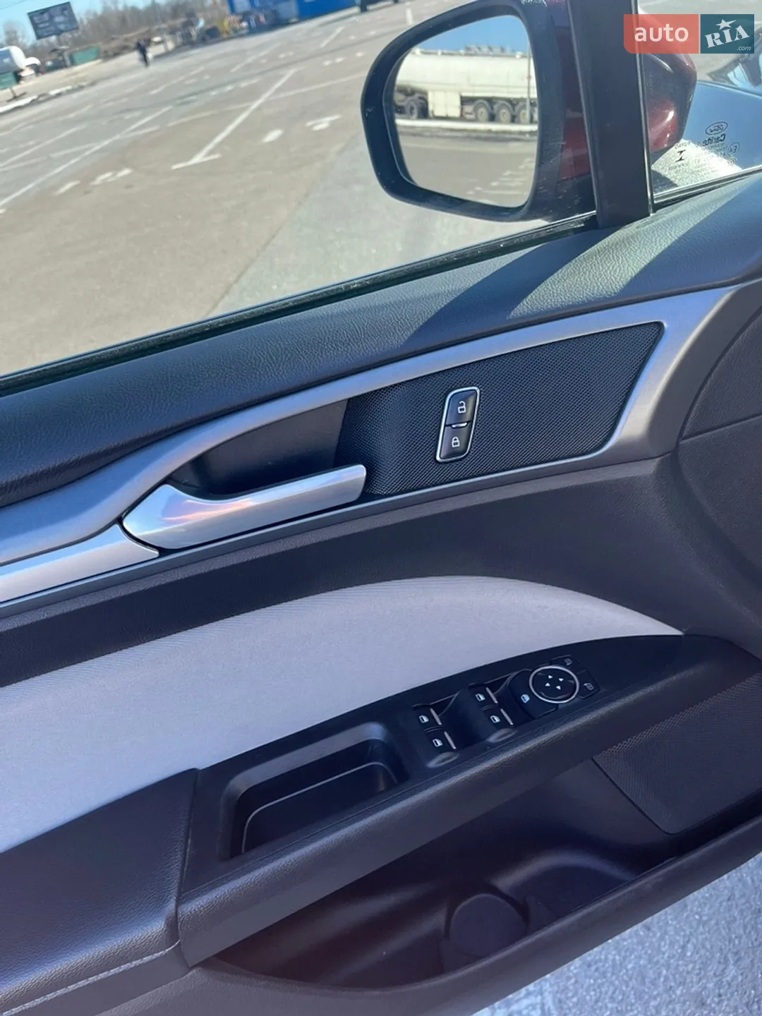 2015 Ford Fusion - мініатюра 17