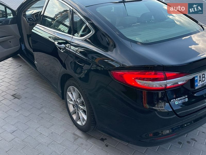 Седан Ford Fusion 2018 в Вінниці