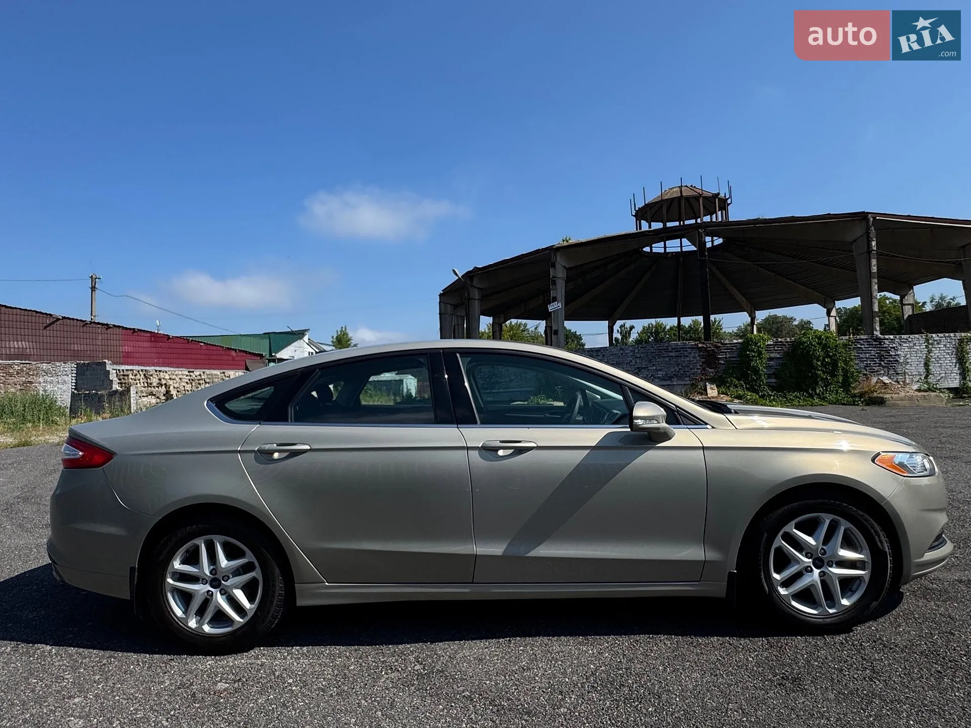 2015 Ford Fusion - мініатюра 27
