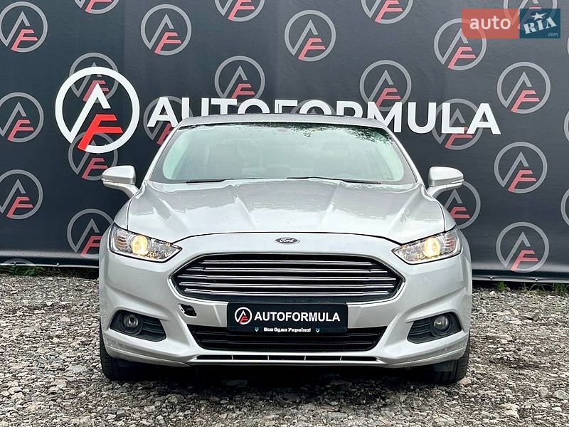 Седан Ford Fusion 2015 в Киеве
