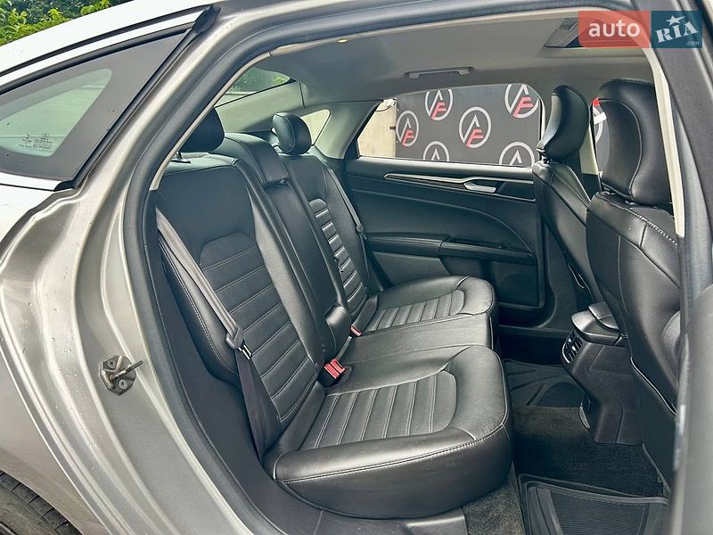 Седан Ford Fusion 2015 в Києві фото 12 Седан Ford Fusion 2015 в Києві
