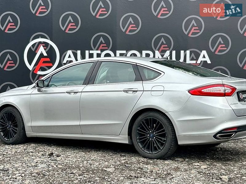 Седан Ford Fusion 2015 в Киеве