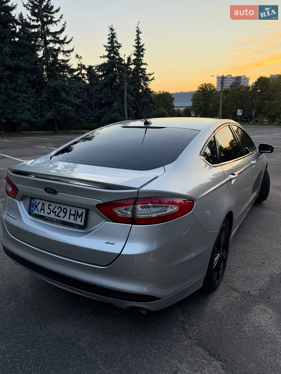 2016 Ford Fusion - мініатюра 18
