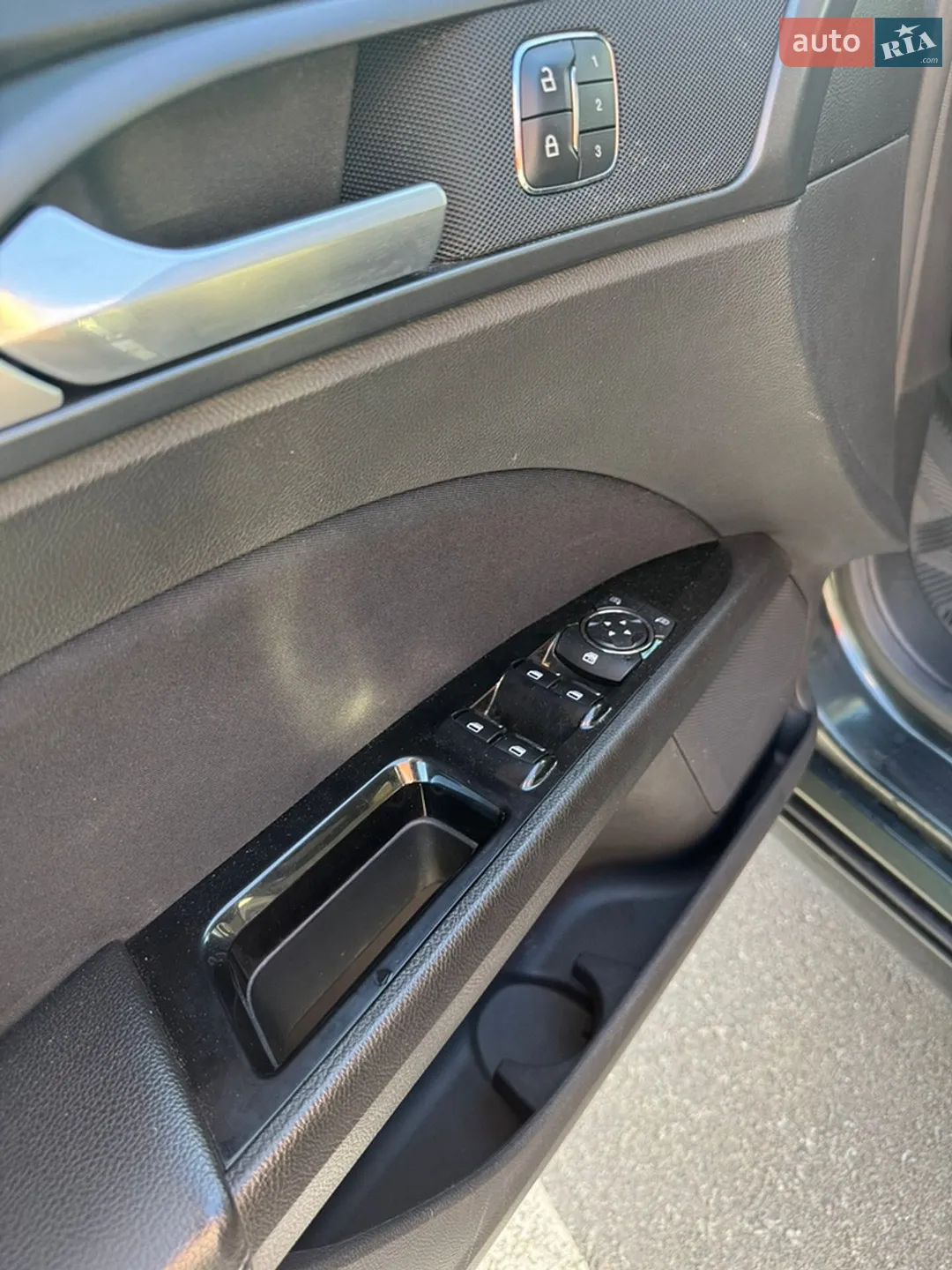 2014 Ford Fusion - мініатюра 17