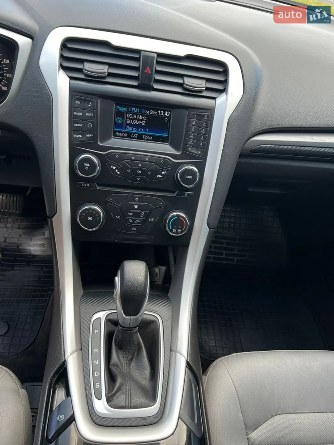 2013 Ford Fusion - мініатюра 13