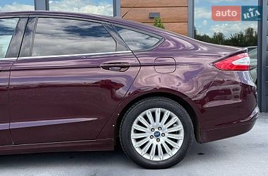 Седан Ford Fusion 2013 в Житомирі
