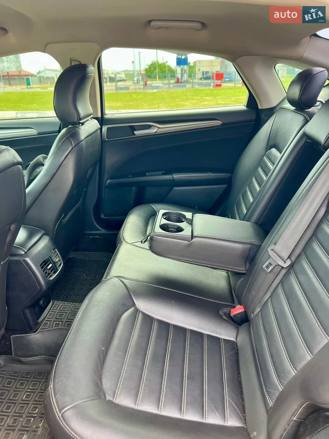 2016 Ford Fusion - мініатюра 15
