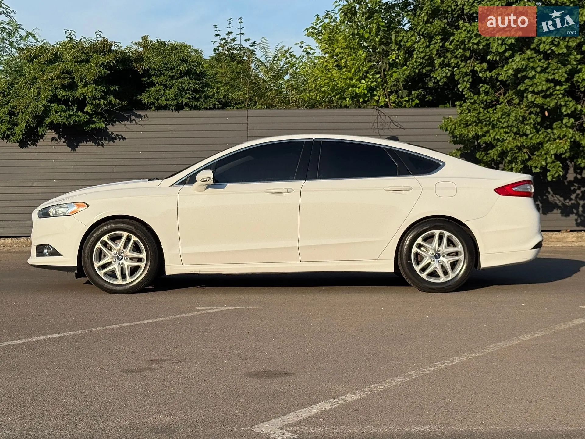 2013 Ford Fusion - мініатюра 14