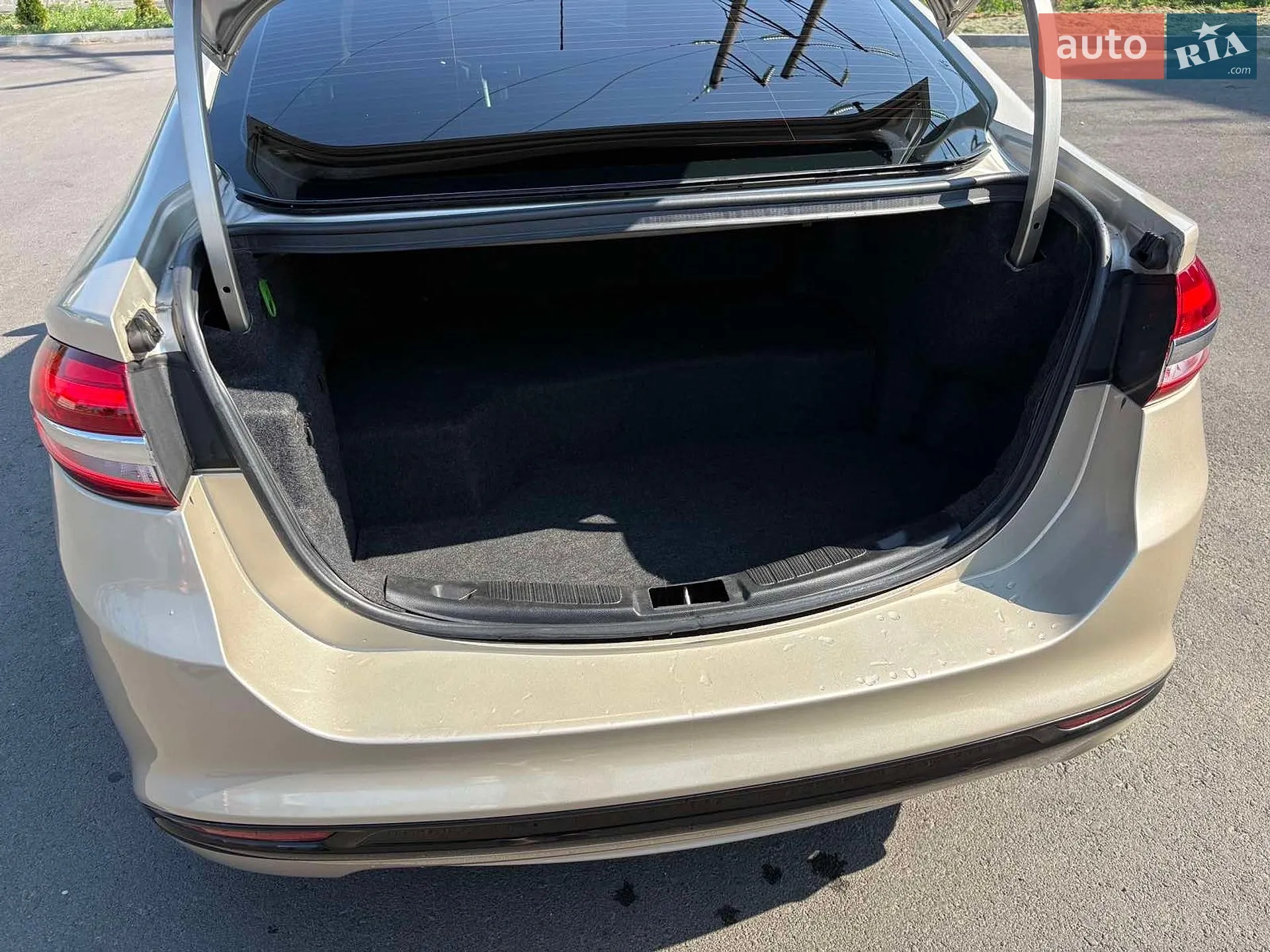 2017 Ford Fusion - мініатюра 24