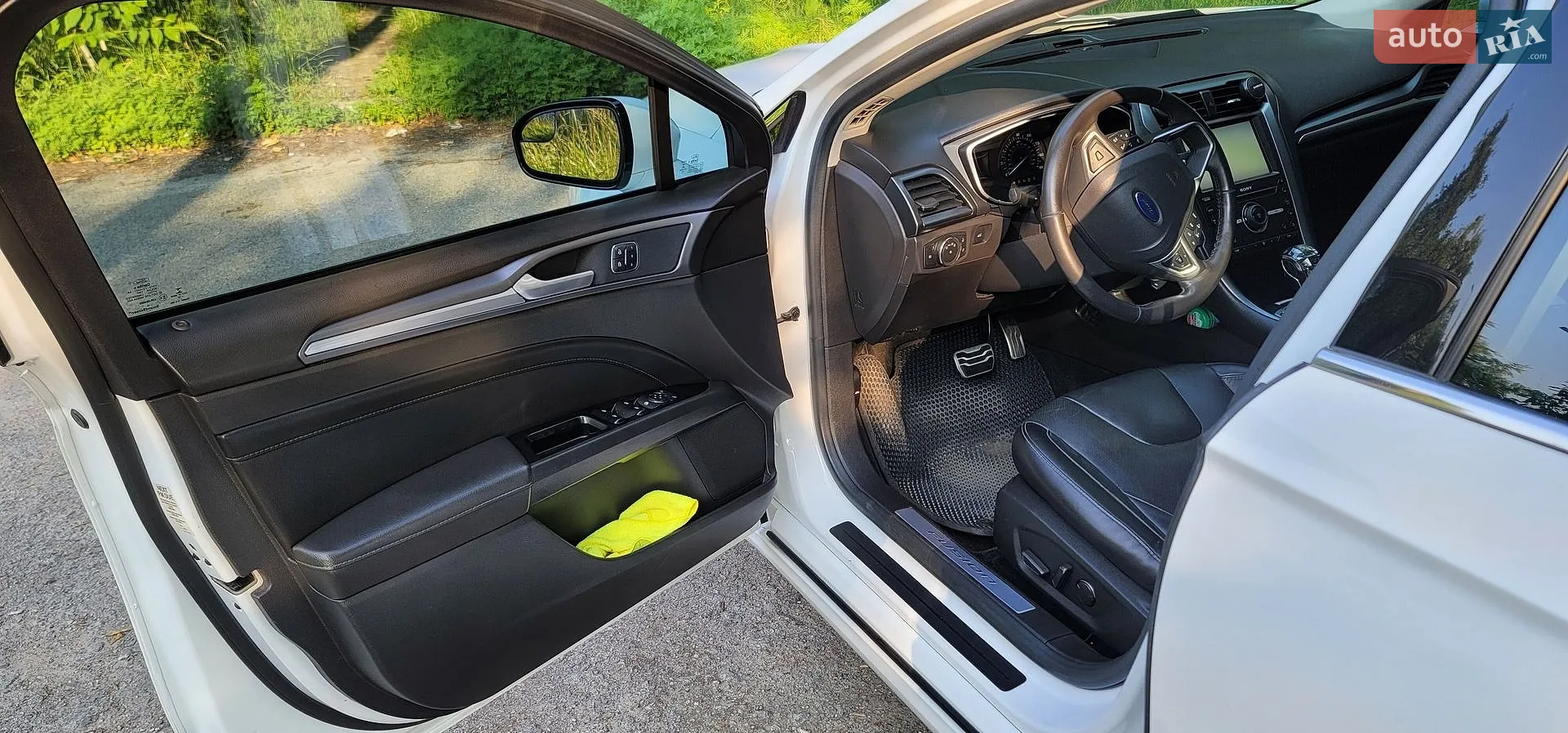 2015 Ford Fusion - мініатюра 28