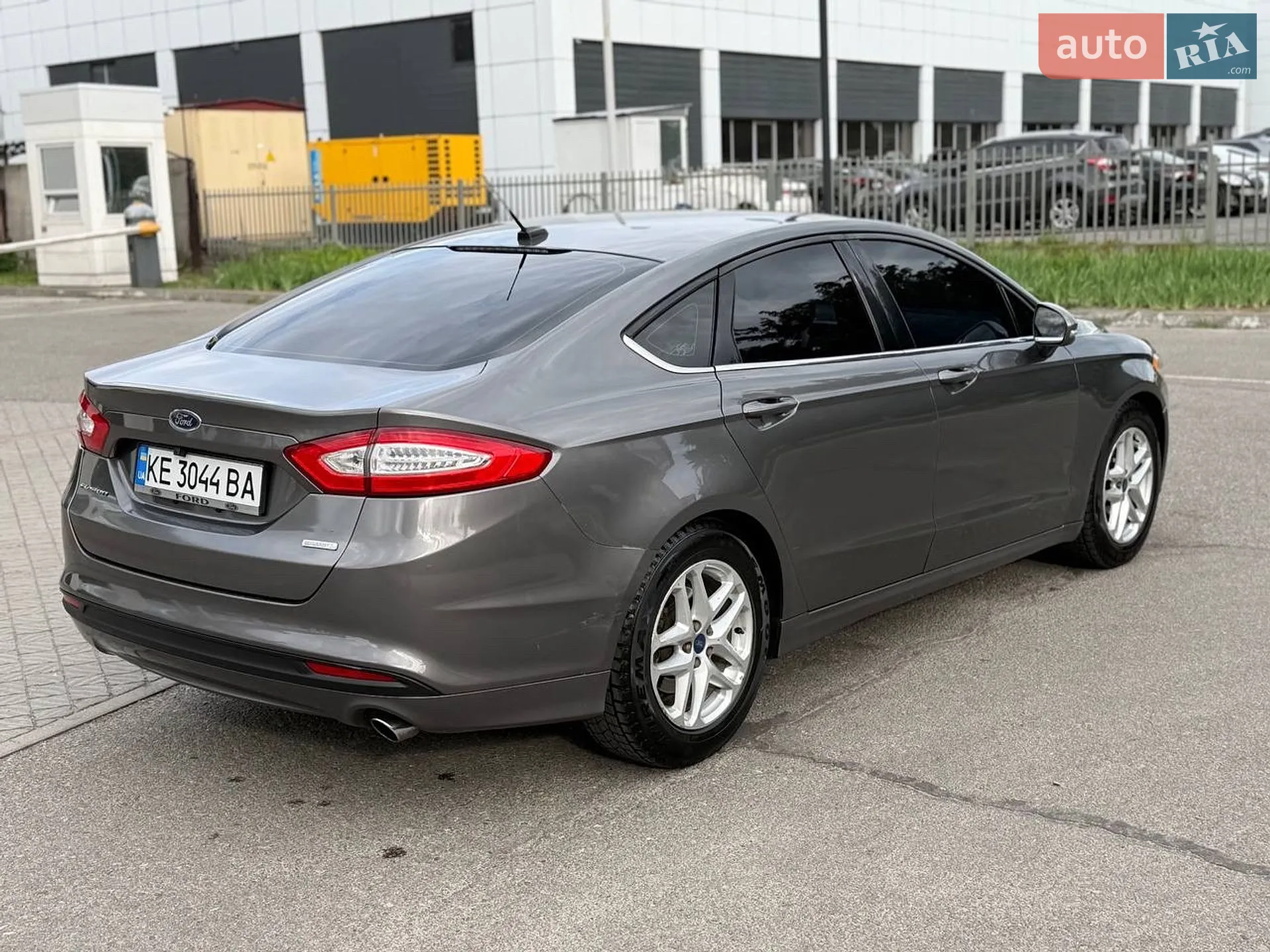 2013 Ford Fusion - мініатюра 8