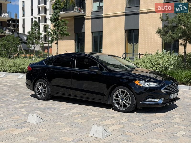 Седан Ford Fusion 2017 в Пустомитах