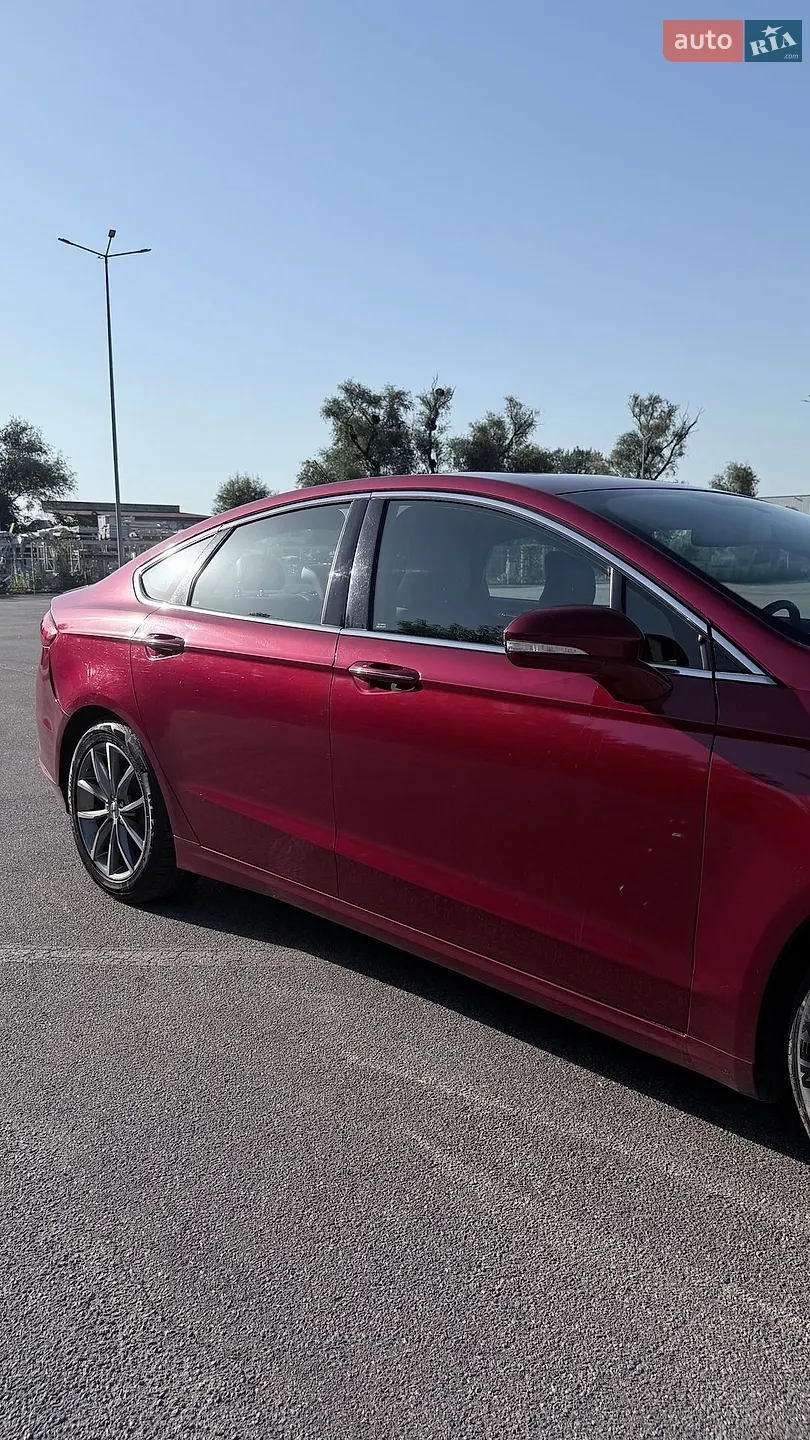 2017 Ford Fusion - мініатюра 23