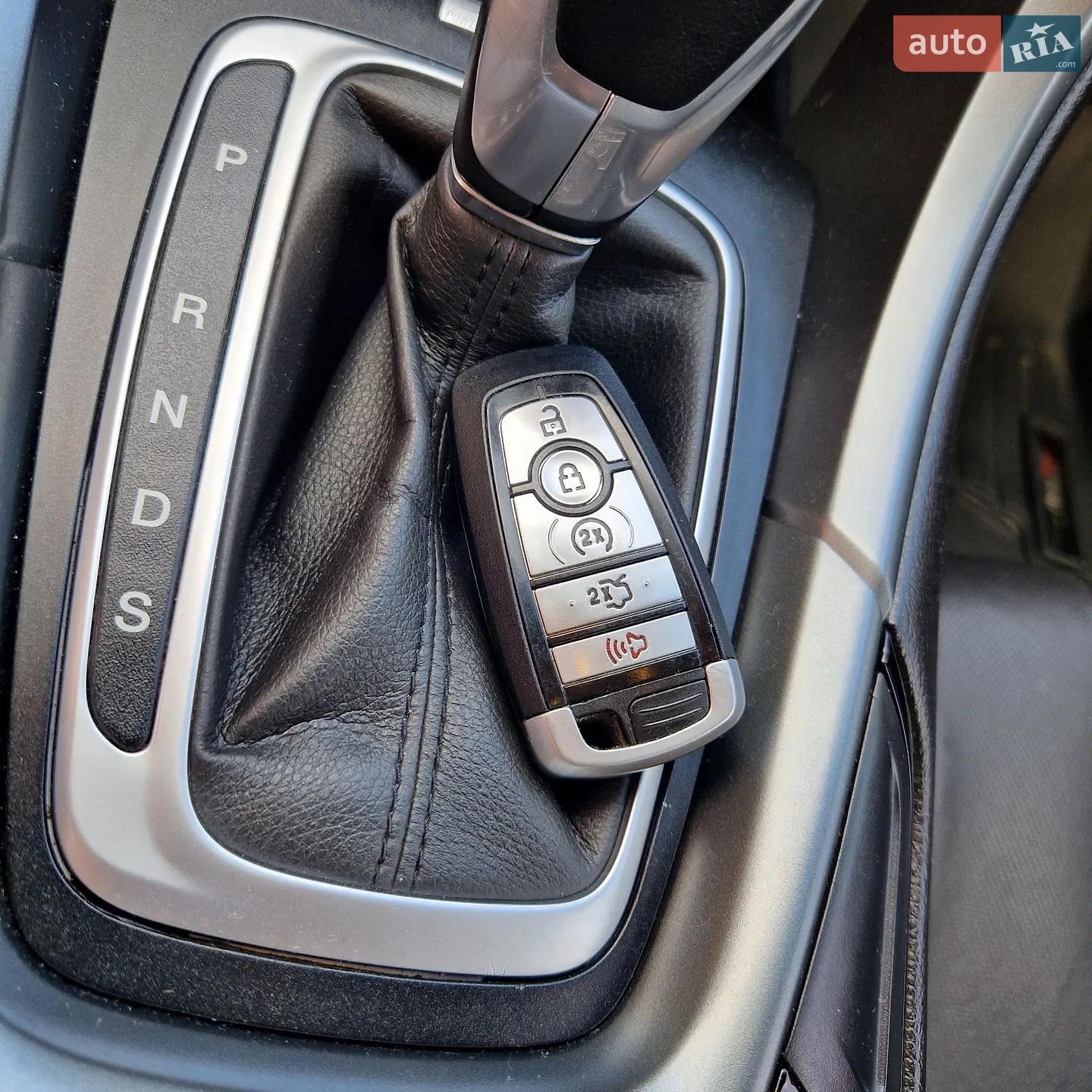 2014 Ford Fusion - мініатюра 12