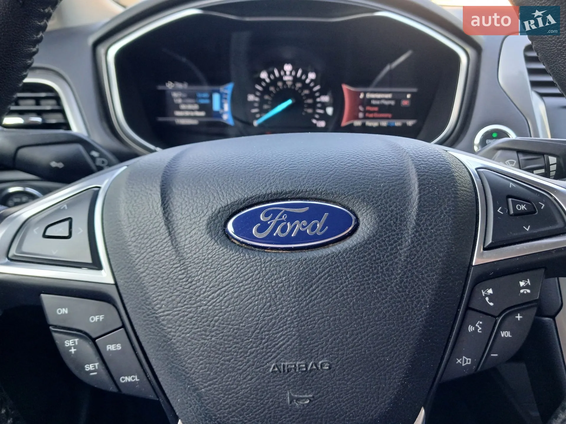 2016 Ford Fusion - мініатюра 25