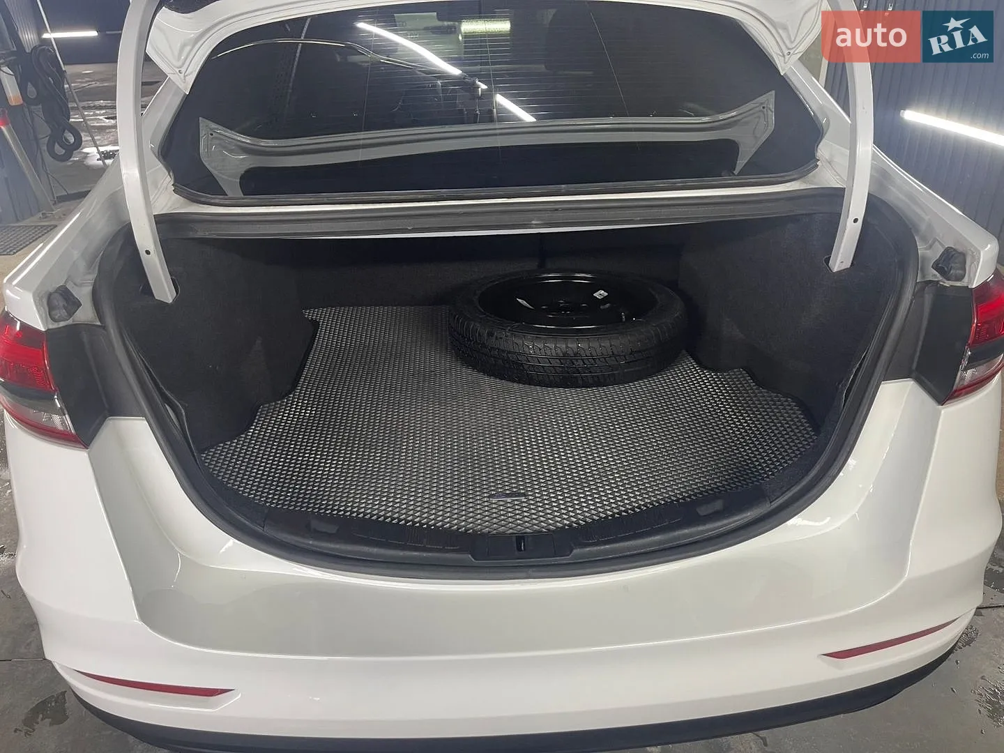 2019 Ford Fusion - мініатюра 12