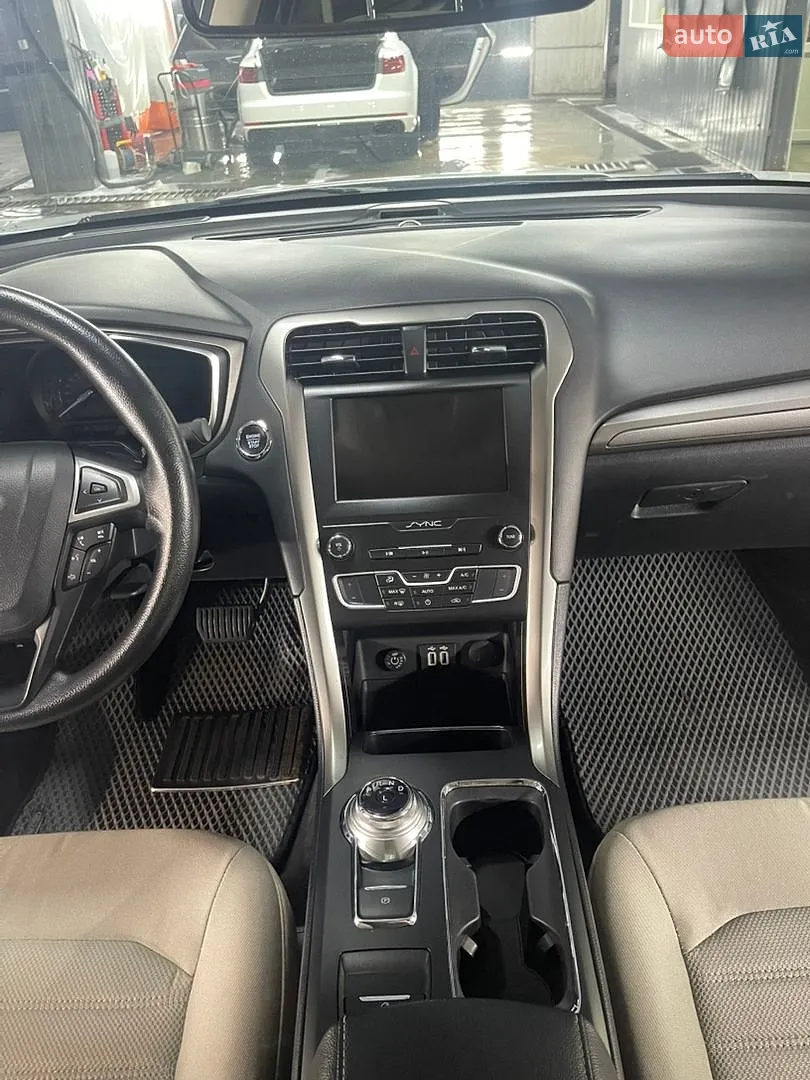 2019 Ford Fusion - мініатюра 16