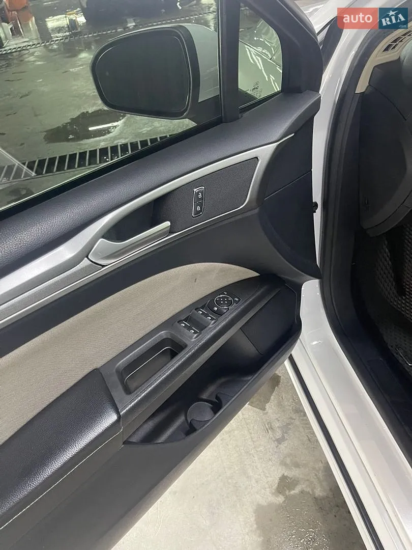 2019 Ford Fusion - мініатюра 20