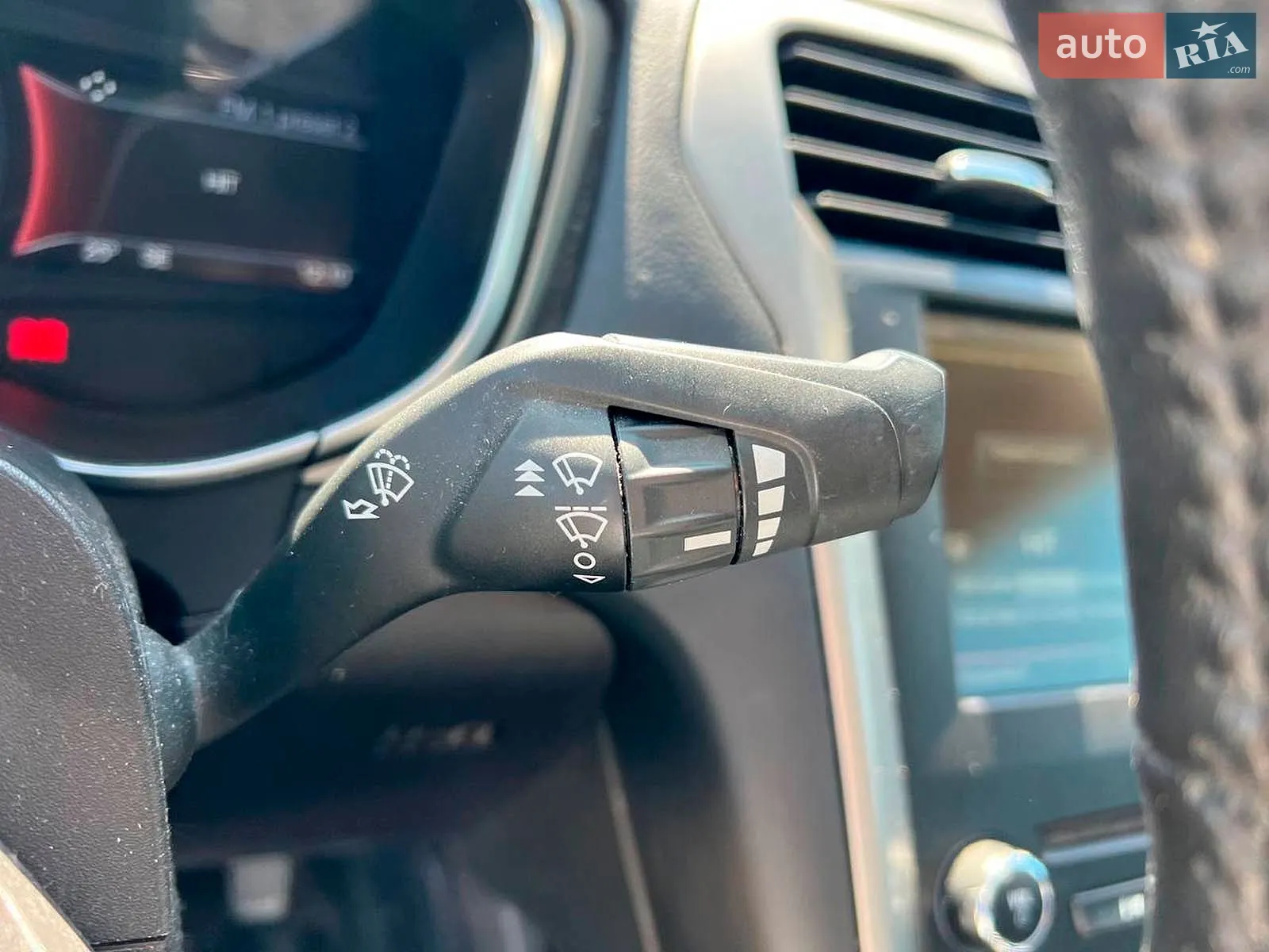 2015 Ford Fusion - мініатюра 26