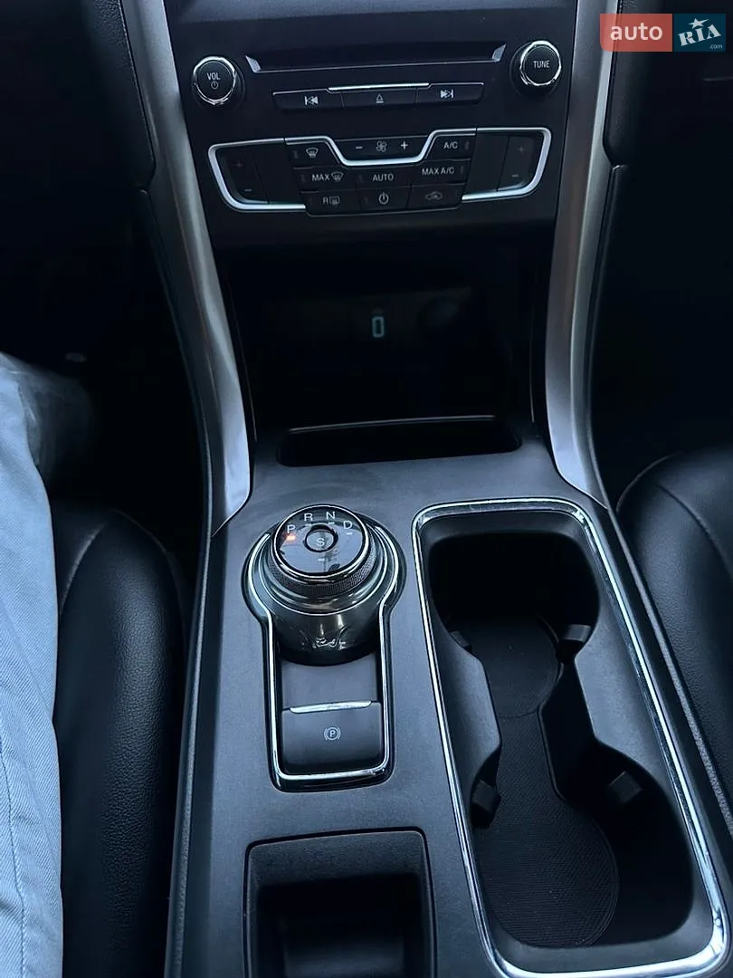 2016 Ford Fusion - мініатюра 8