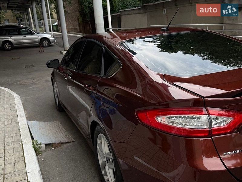 Седан Ford Fusion 2015 в Днепре