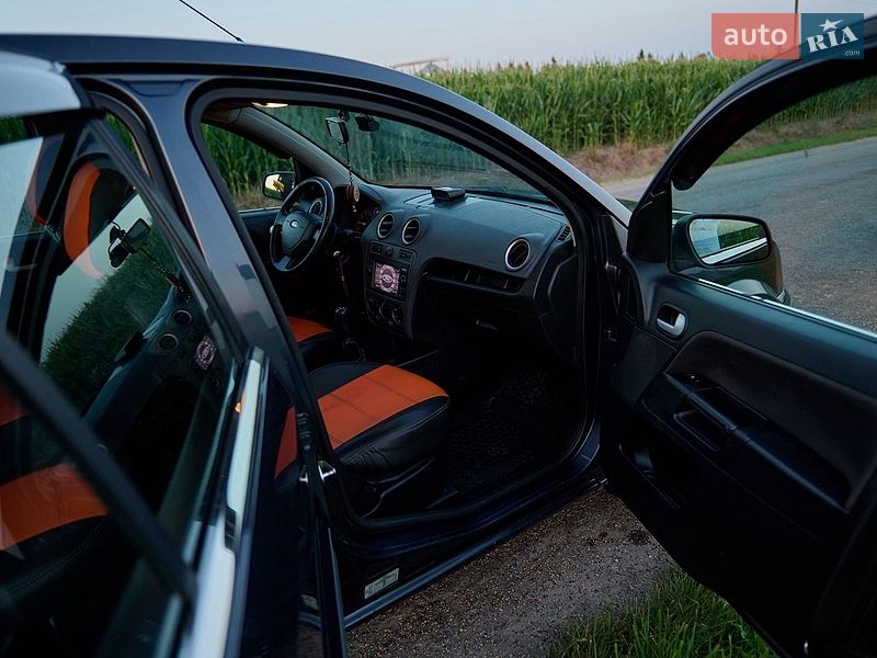 Хетчбек Ford Fusion 2008 в Бережанах
