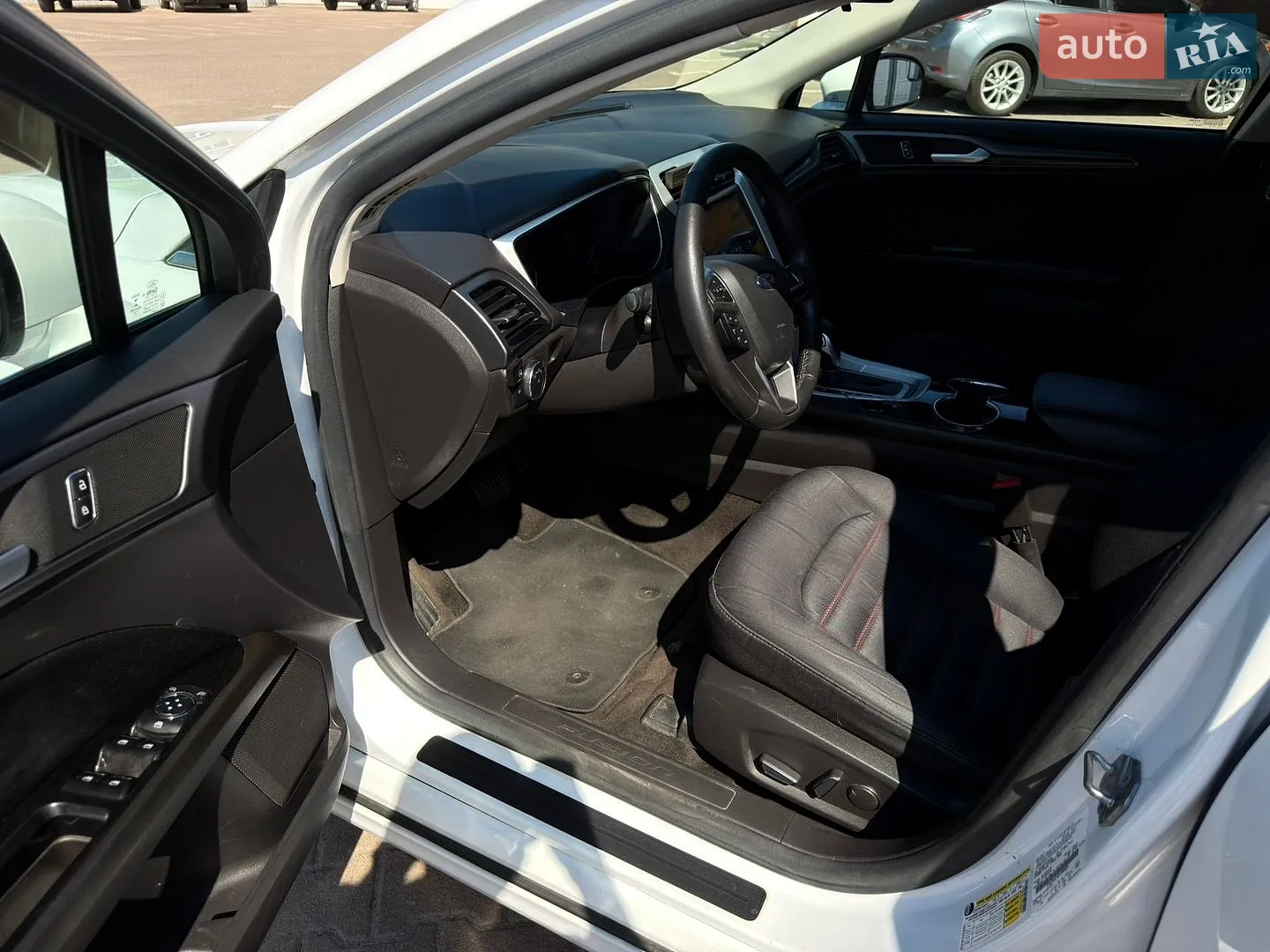 2014 Ford Fusion - мініатюра 10