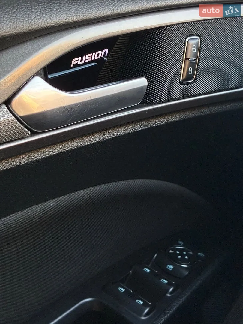2016 Ford Fusion - мініатюра 20