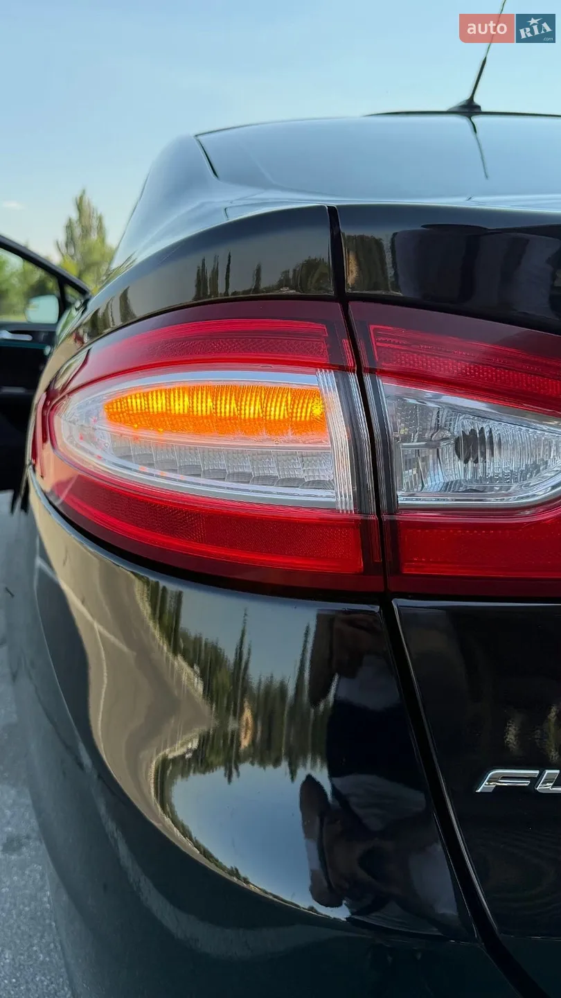 2015 Ford Fusion - мініатюра 18