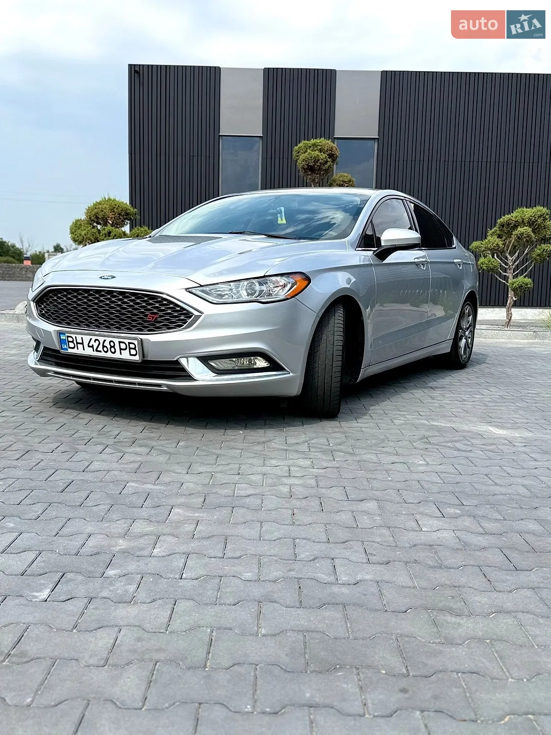 2016 Ford Fusion - мініатюра 32