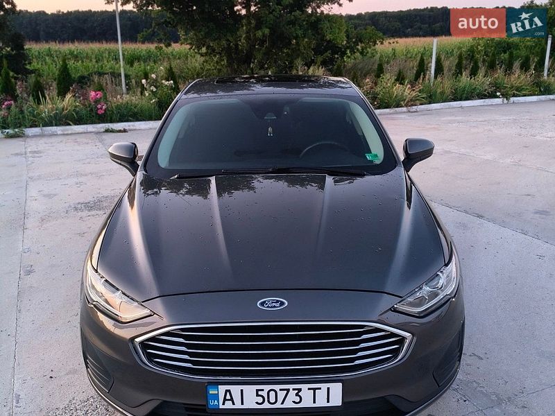 Ford Fusion 2020