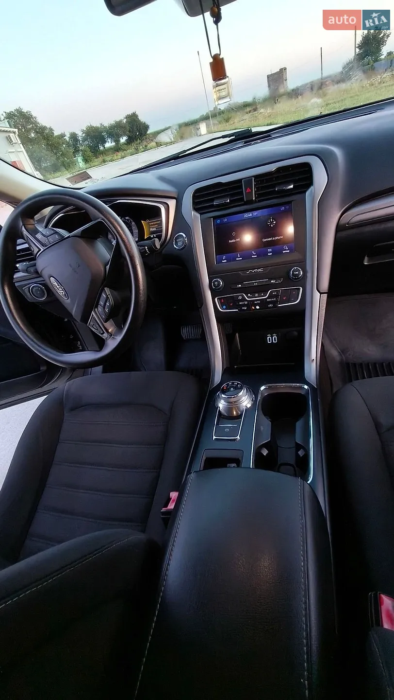 2020 Ford Fusion - мініатюра 16