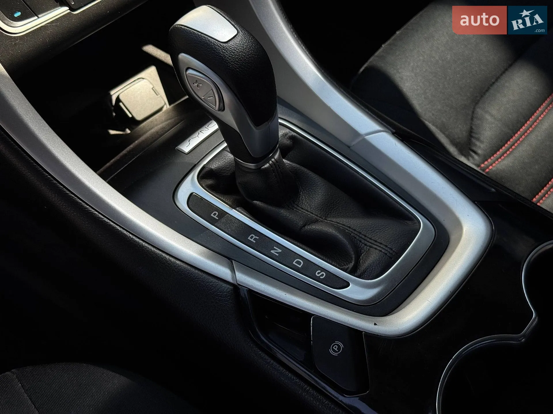 2015 Ford Fusion - мініатюра 25