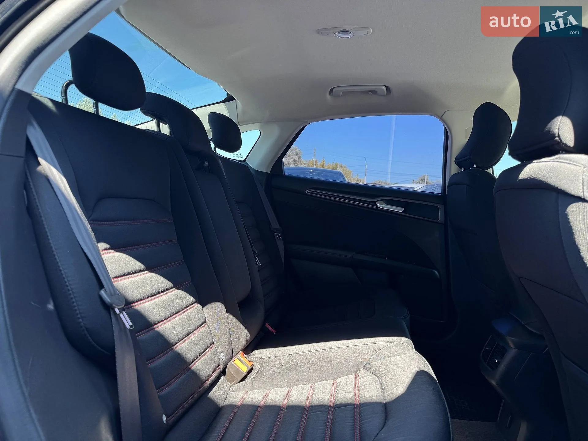2015 Ford Fusion - мініатюра 47