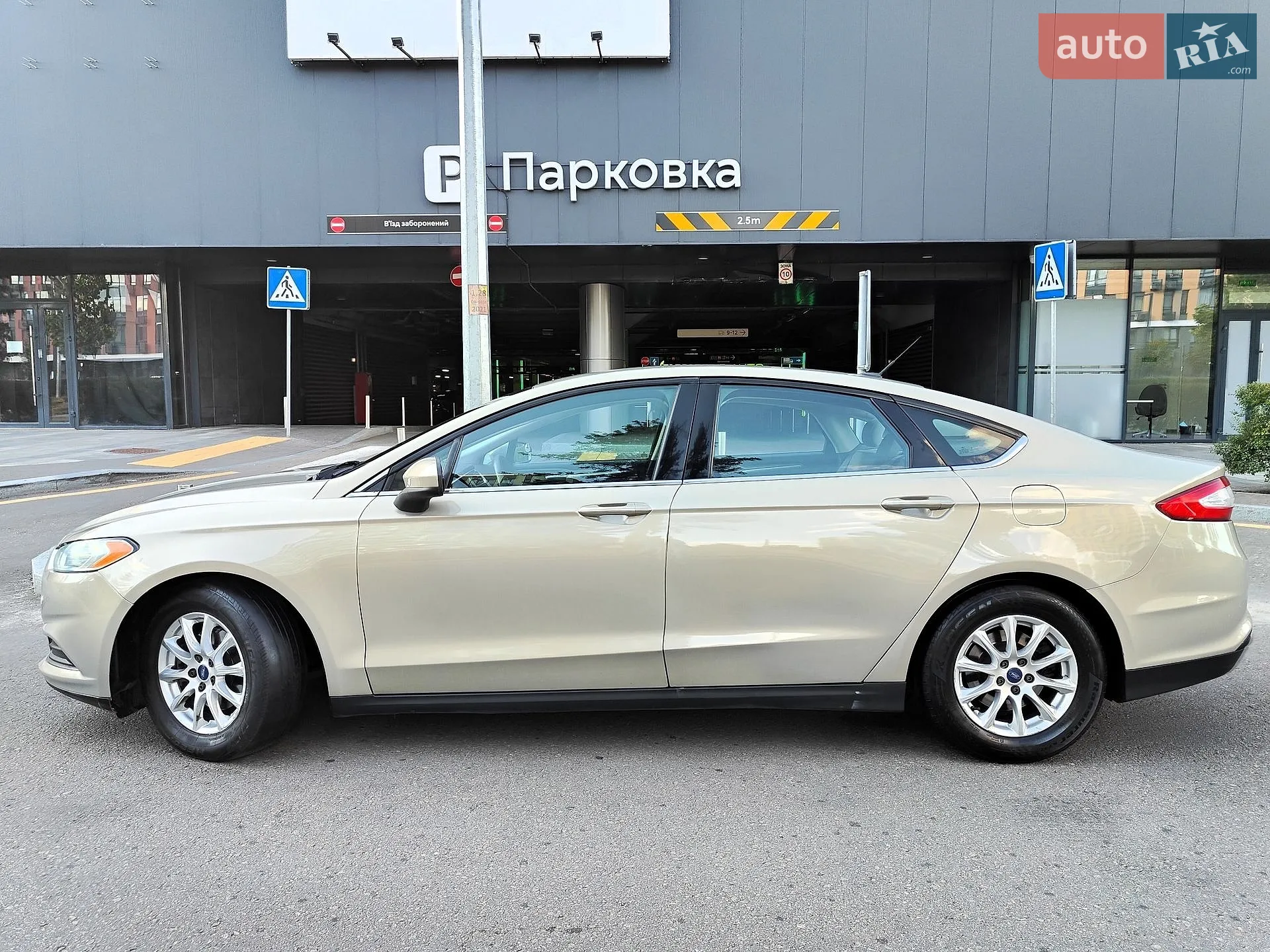 2014 Ford Fusion - мініатюра 10