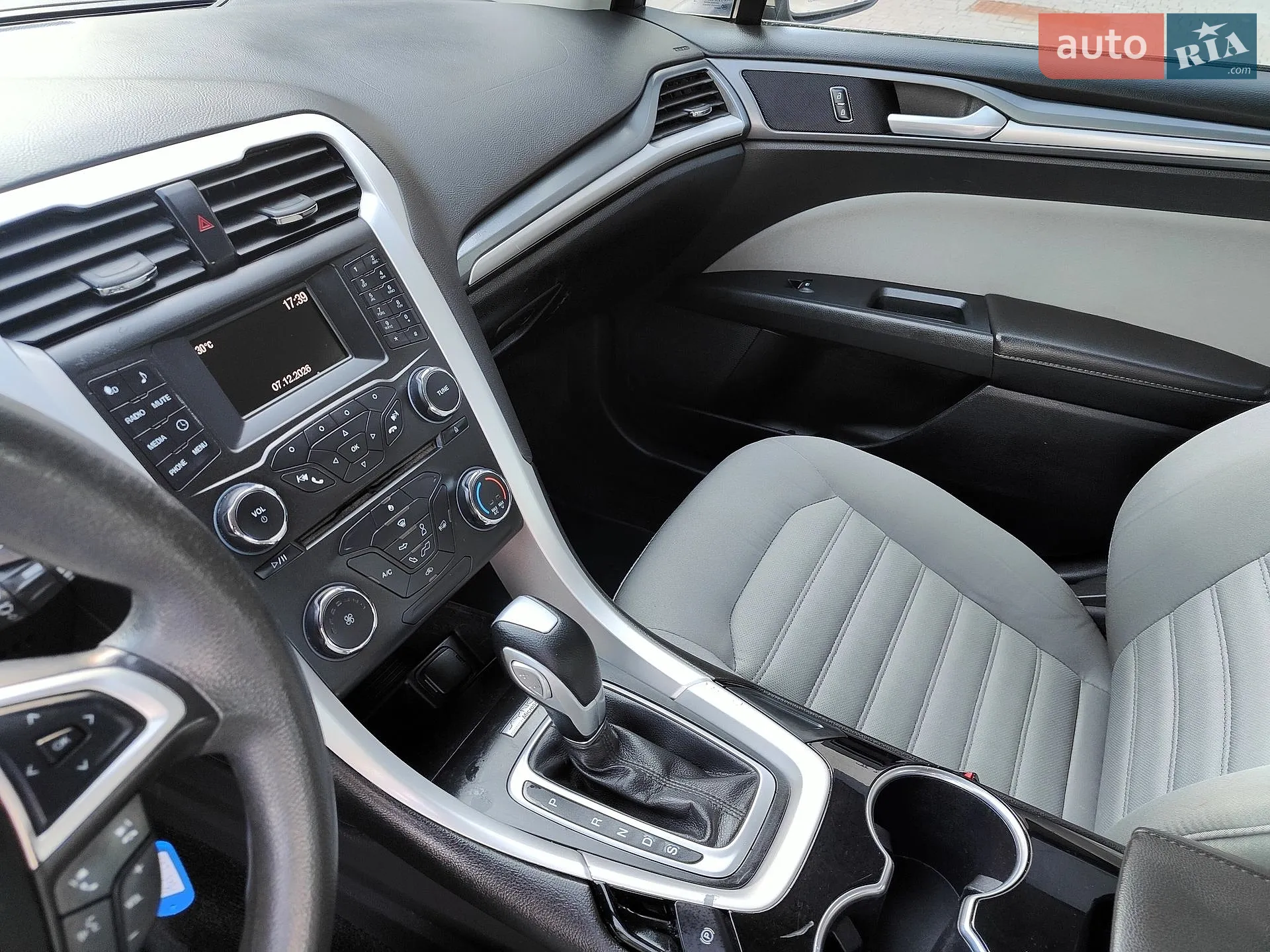 2014 Ford Fusion - мініатюра 39