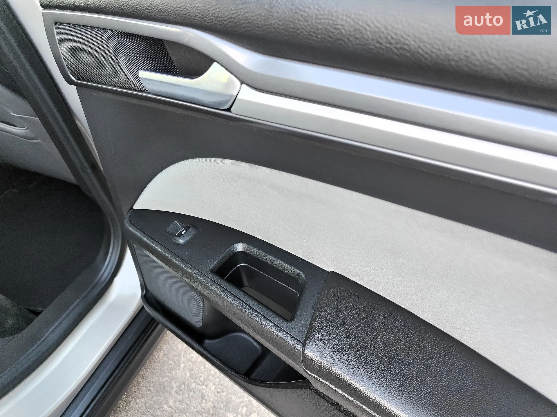 2014 Ford Fusion - мініатюра 60