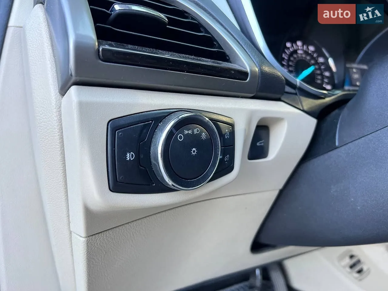 2014 Ford Fusion - мініатюра 14