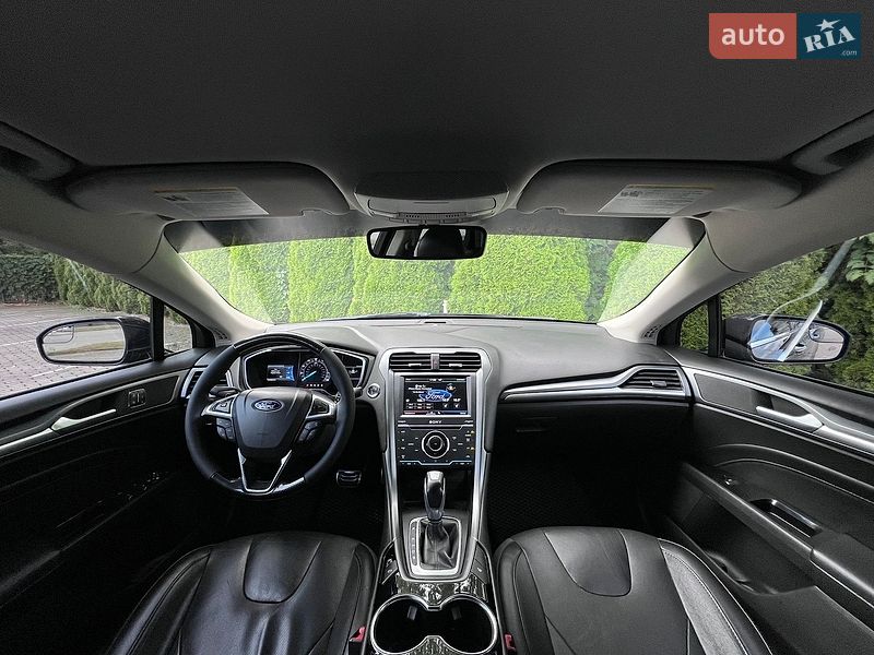 Седан Ford Fusion 2014 в Львове